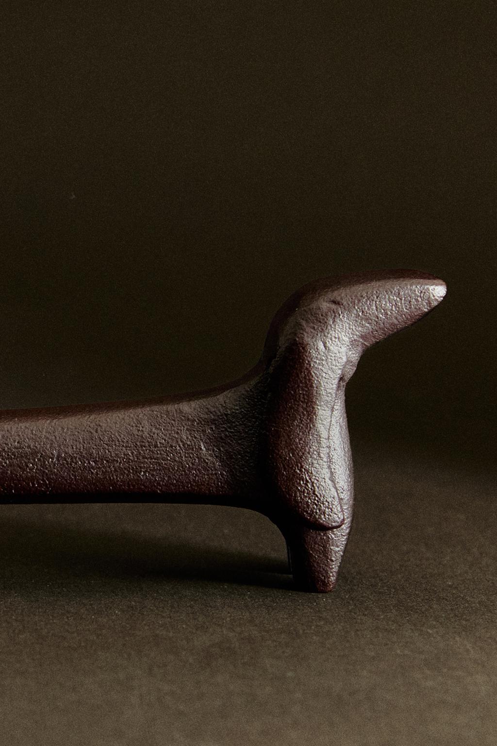 Декоративная фигурка собачки таксы