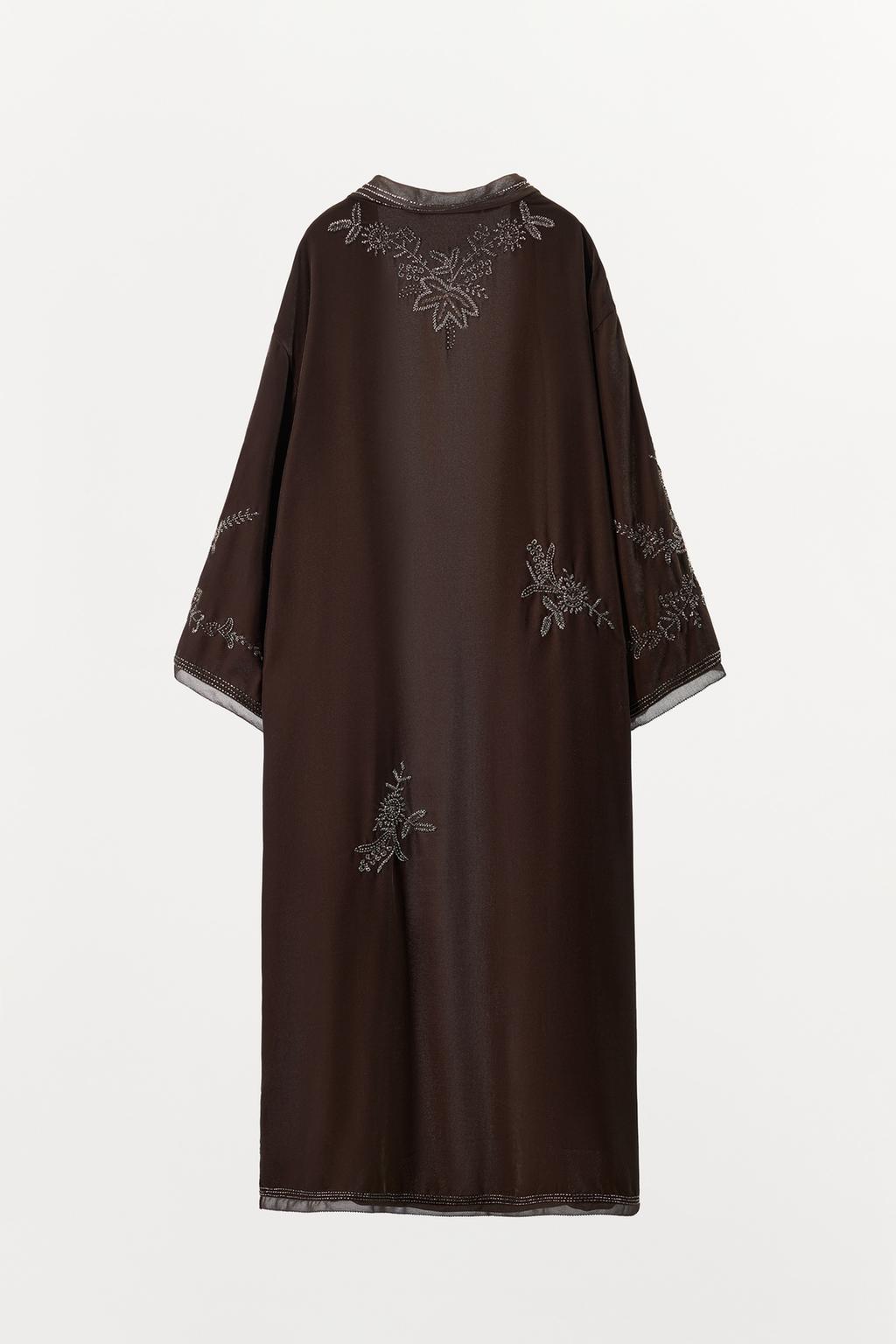 БАРХАТНОЕ КИМОНО С БУСИНАМИ. ОГРАНИЧЕННАЯ СЕРИЯ