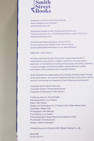 Книга EAT NYC- Заказать в России