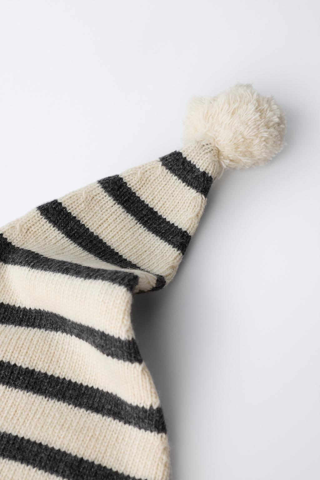 0 МЕСЯЦЕВ – 14 ЛЕТ/ ВЯЗАНАЯ ШАПКА В ПОЛОСКУ С ПОМПОНОМ И ШЕРСТЬЮ