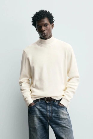 Футболка из рельефного трикотажа