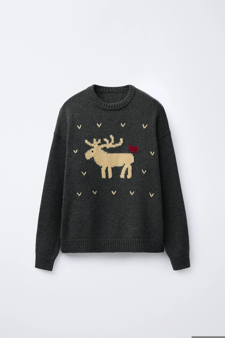 Джемпер из шерсти с вышивкой оленя и сердецами