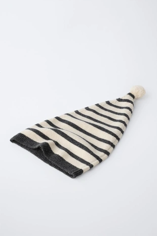 Вязаная шапка в полоску с помпоном из шерсти- Заказать в России