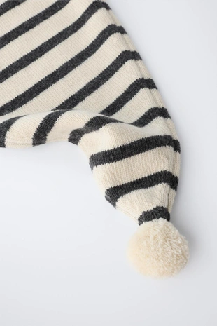 Вязаная шапка в полоску с помпоном из шерсти- Заказать в России