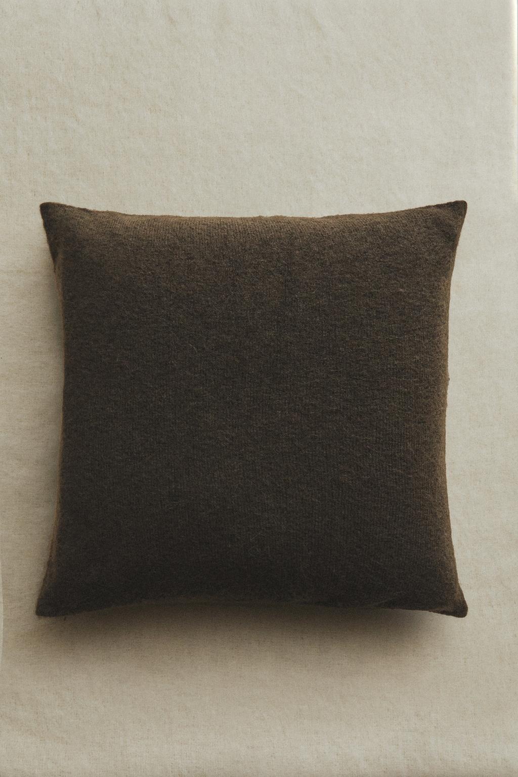 Вязаная наволочка