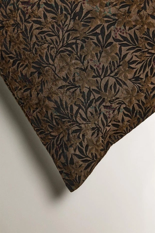 Подушка с цветочным узором- Заказать в России