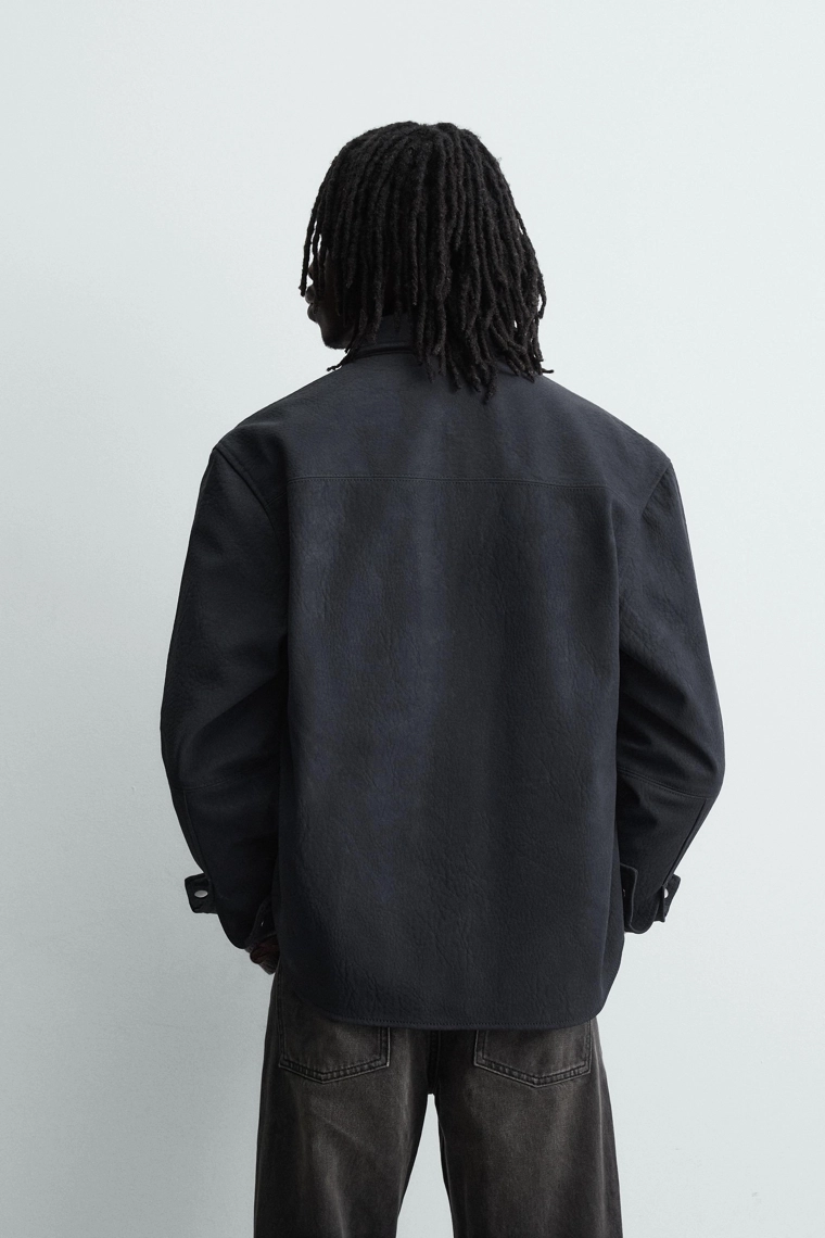 Рубашка oversize из кожзама