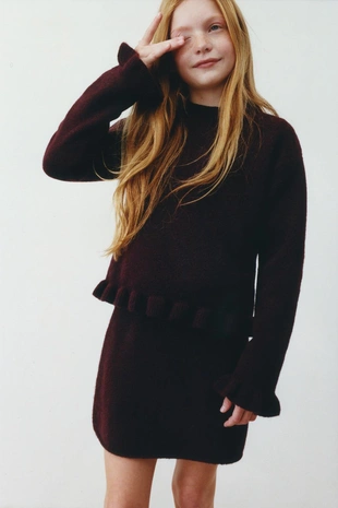 Вязаный джемпер с воланами- Заказать в России