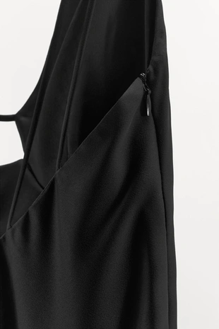 Атласное платье на бретелях- Заказать в России