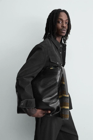 Сумка-шопер с тиснением под кожу крокодила- Заказать в России