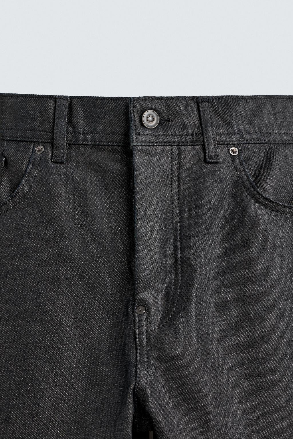 ДЖИНСЫ ПРЯМОГО КРОЯ С ВОЩЕНЫМ ПОКРЫТИЕМ