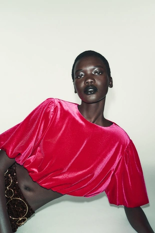 Укороченный вельветовый топ объемного кроя- Заказать в России