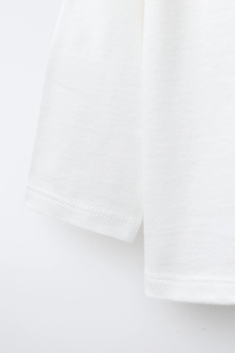 Футболка с животным аппликей и обработкой «маргаритка»