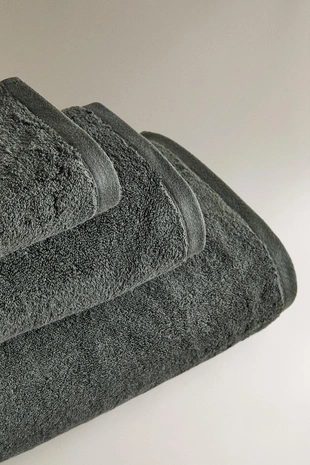 Цветное махровое ванночное полотенце- Заказать в России