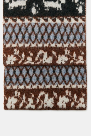 Шарф с узором из трикотажа- Заказать в России