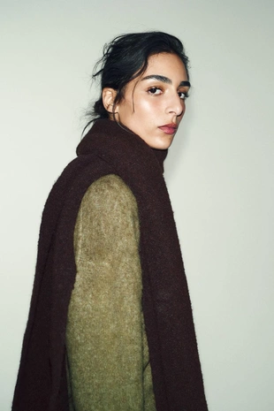 Трикотажный шарф с шерстью и бахромой- Заказать в России