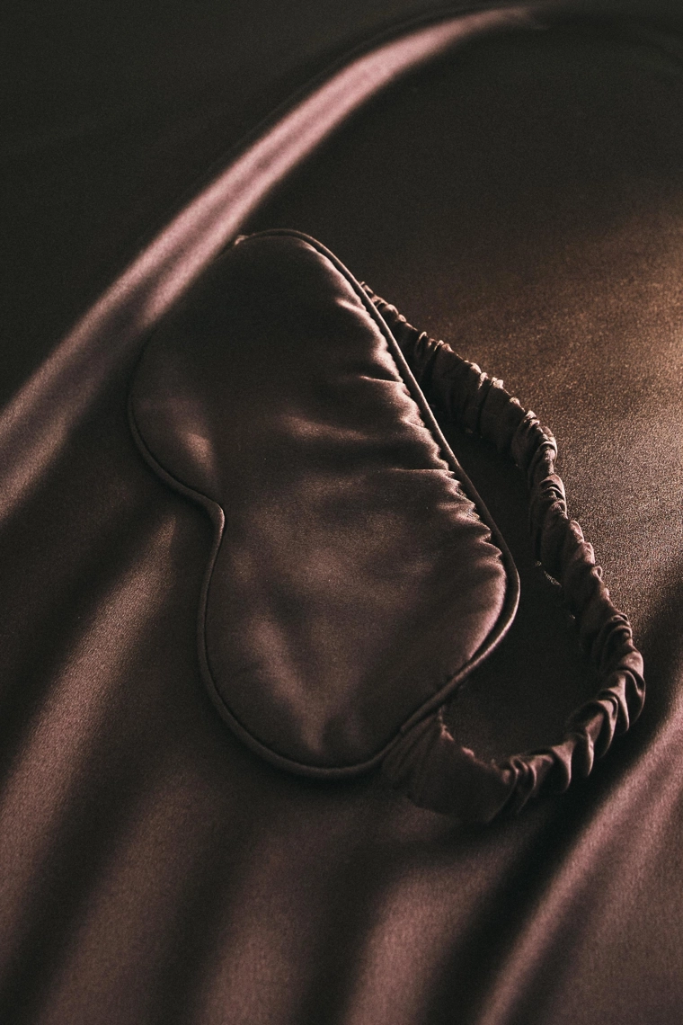 Маска для сна из шелка мульберри