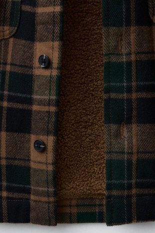 Куртка-рубашка в клетку из овчины со съемным капюшоном- Заказать в России