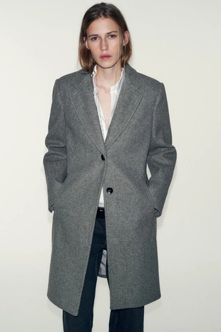 Мягкое пальто с подплечниками