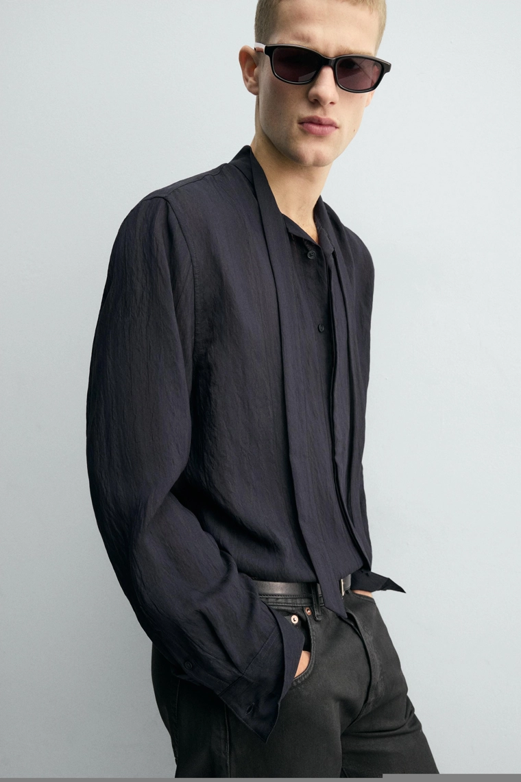 Рубашка с завязкой из плавного материала