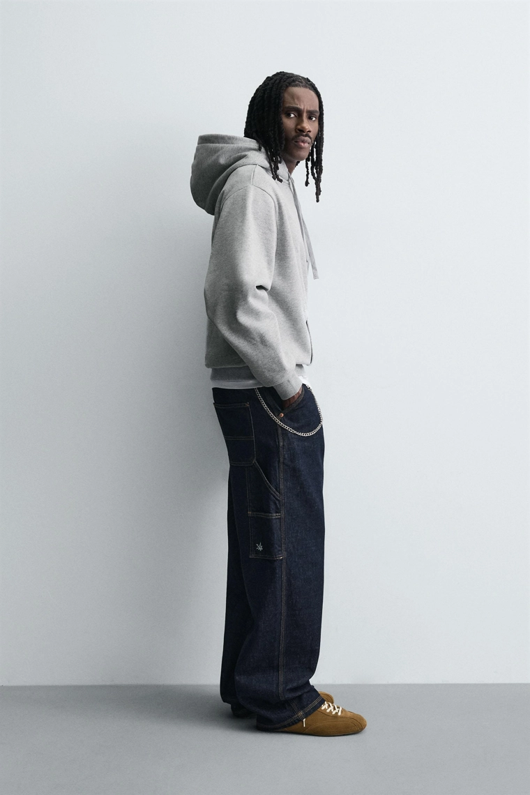 Базовая толстовка с капюшоном