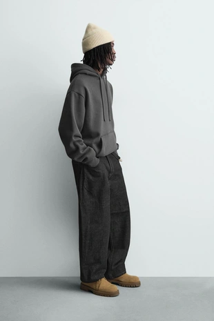 Худи с капюшоном из структурного материала- Заказать в России