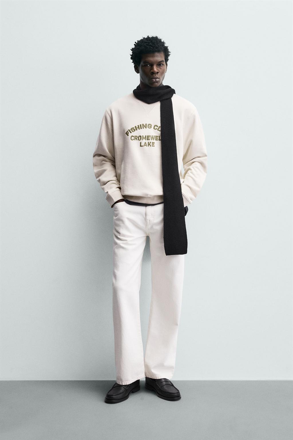 ТОЛСТОВКА С ВЫШИТОЙ НАДПИСЬЮ