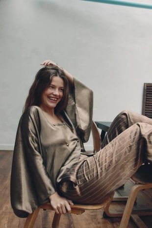 Рубашка с запахом и льном- Заказать в России