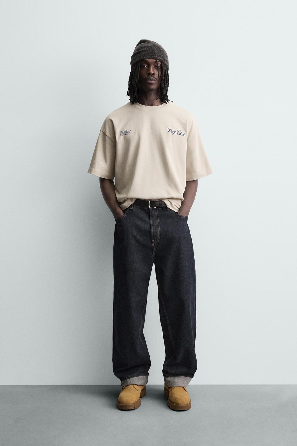 ФУТБОЛКА С КОНТРАСТНЫМ ПРИНТОМ