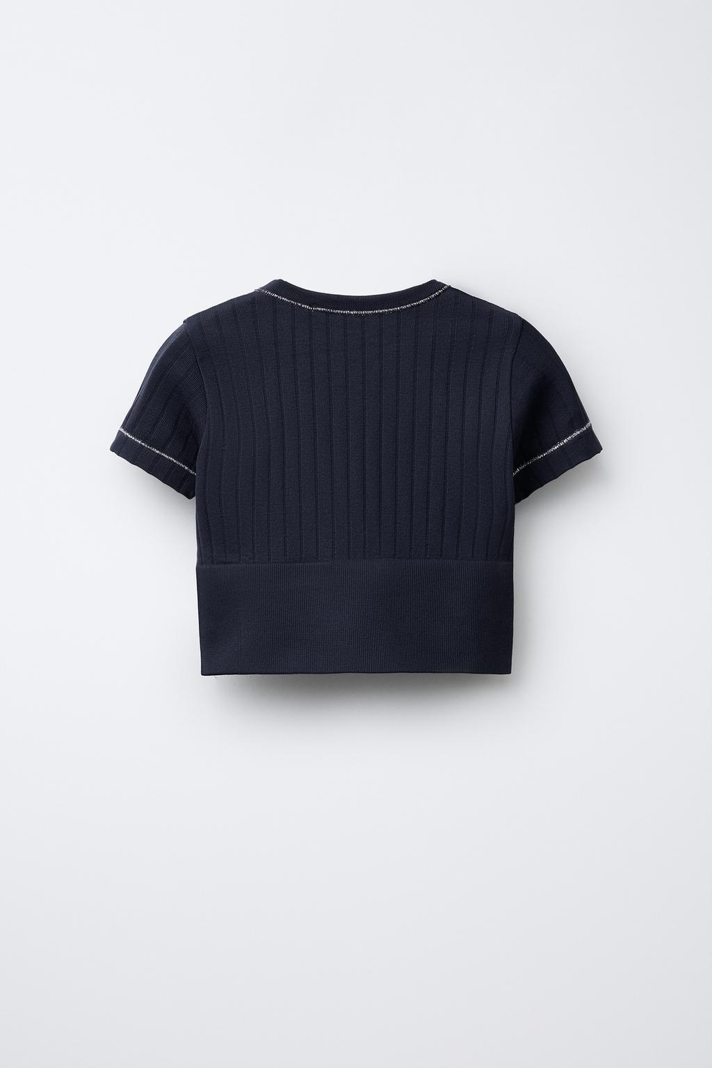 БЕСШОВНАЯ ФУТБОЛКА ДЛЯ СПОРТА С БЛЕСТЯЩЕЙ ОТДЕЛКОЙ