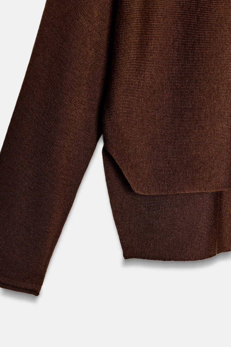 Вязаный джемпер-пончо