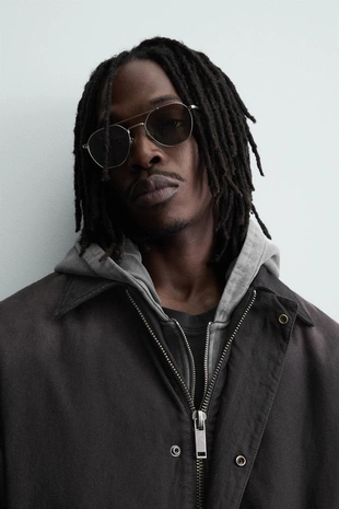 Пальто из денима с эффектом потертости- Заказать в России