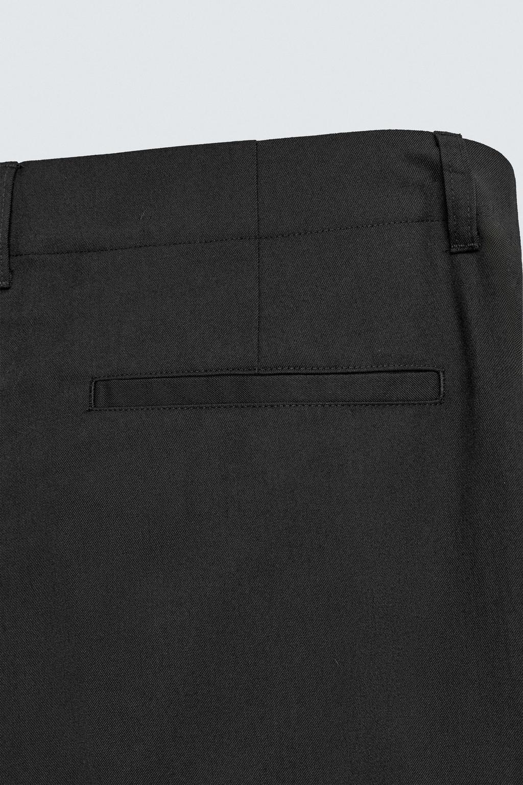 БРЮКИ ПРЯМОГО КРОЯ СО СКЛАДКАМИ