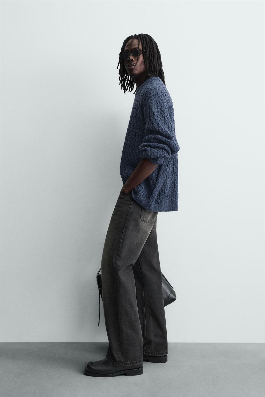 СВИТЕР С УЗОРОМ «КОСЫ»