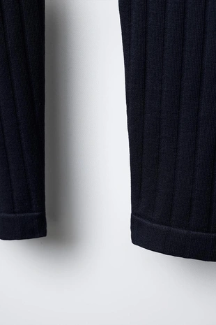 Бесшовные спортивные легинсы- Заказать в России