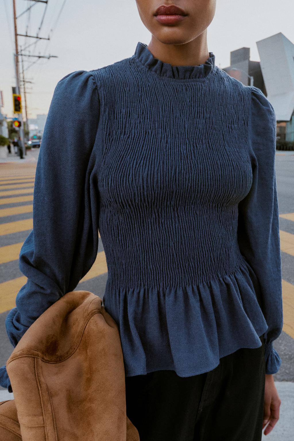 РУБАШКА С ЖАТЫМ ЭФФЕКТОМ