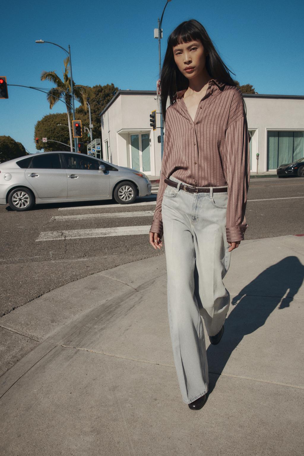 АТЛАСНАЯ РУБАШКА В ПОЛОСКУ