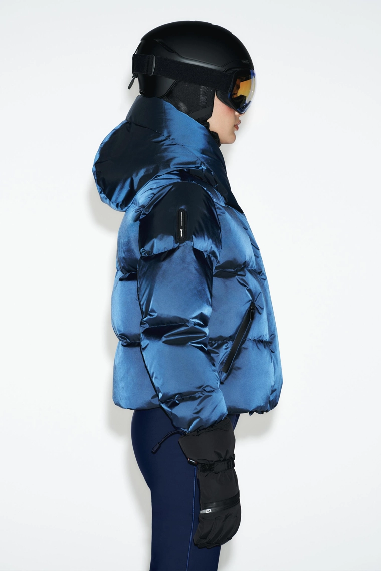 Утепленный пуховик с капюшоном, ветрозащитой и технологией recco® ski collection