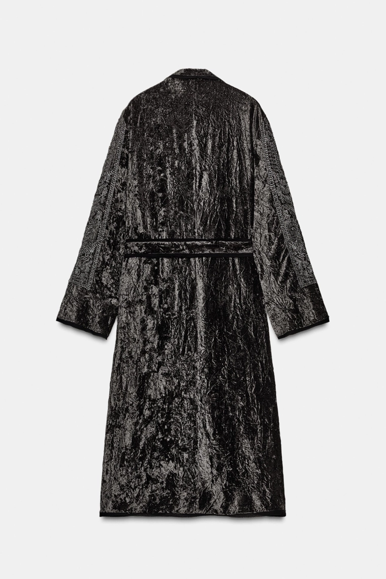 Кимоно из вельвета с вышивкой из коллекции zw limited edition