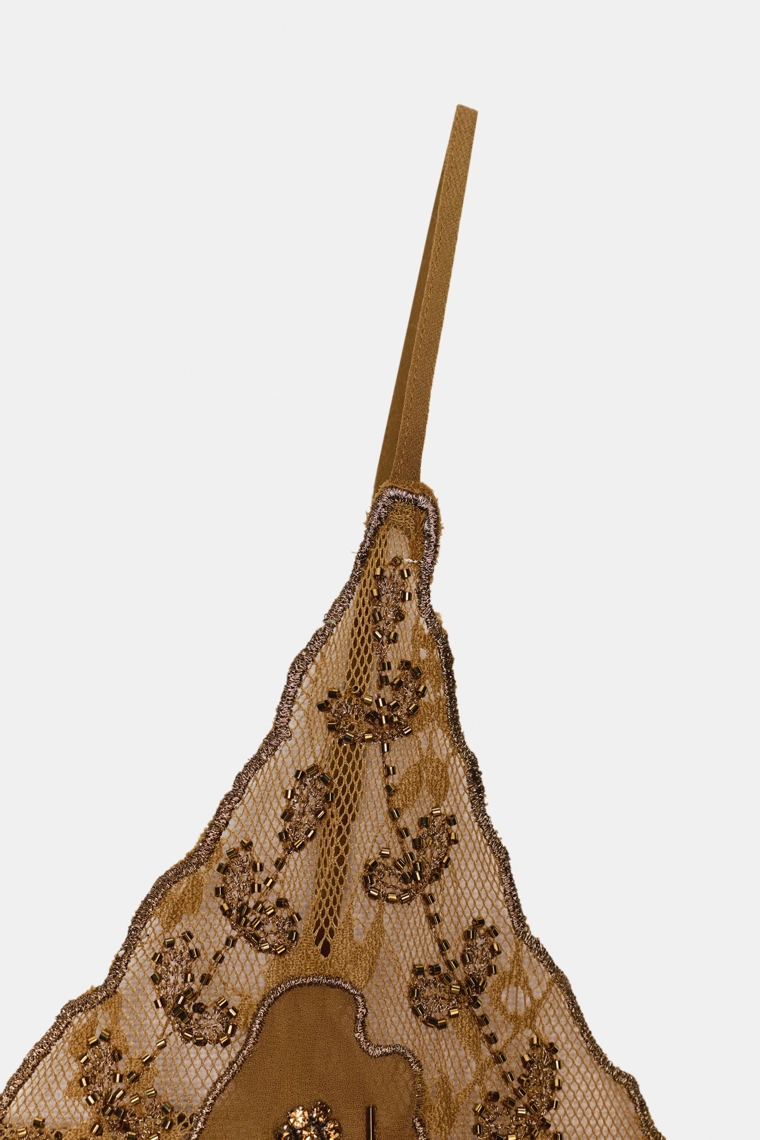 Топ с вышивкой и бисером из коллекции zw 