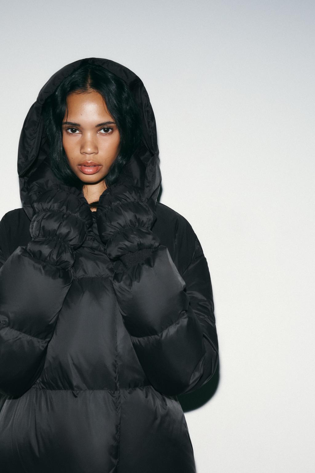 ДЛИННЫЙ ПУХОВИК С КАПЮШОНОМ И ПЕРЧАТКАМИ WATER REPELLENT