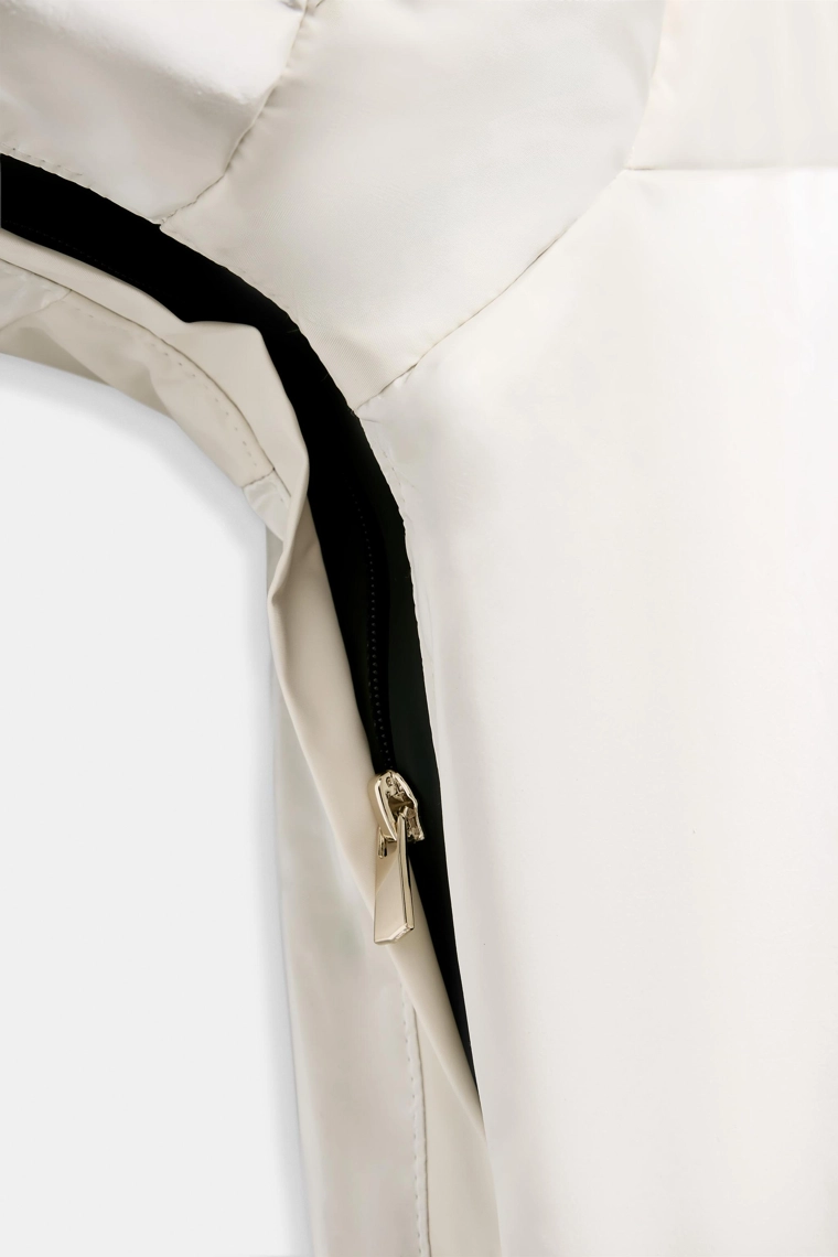 Комбинированный стеганный комбинезон с водоотталкивающими и ветрозащитными технологиями лыжная коллекция