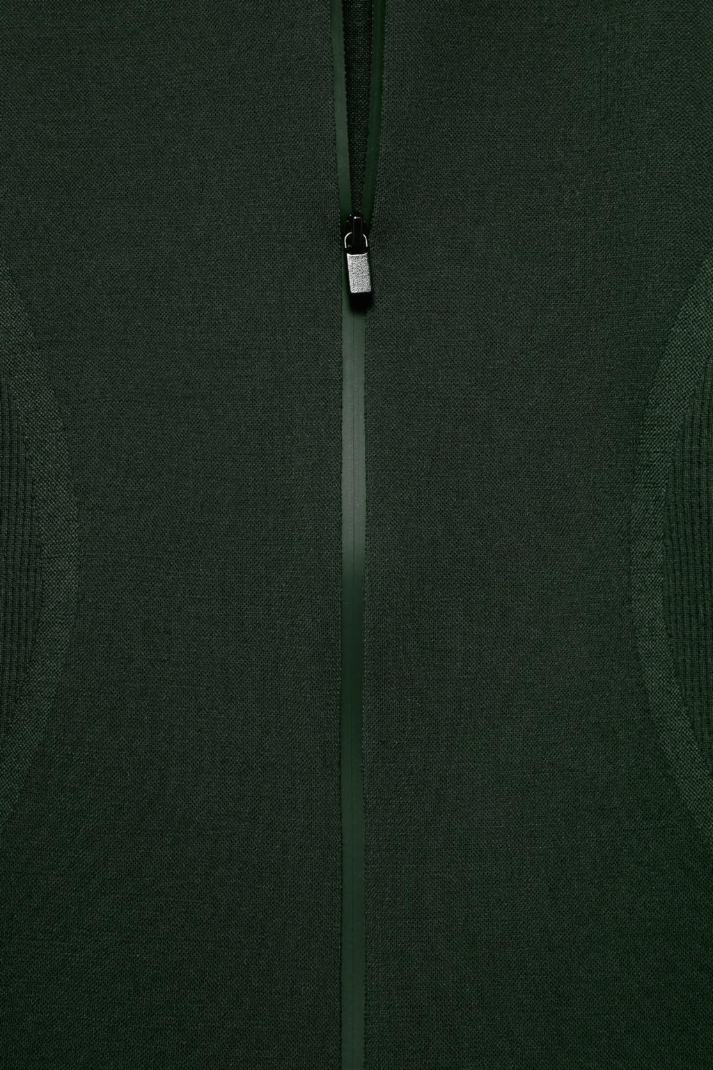 БЕСШОВНАЯ КУРТКА ИЗ МЕРИНОСОВОЙ ШЕРСТИ — SKI COLLECTION