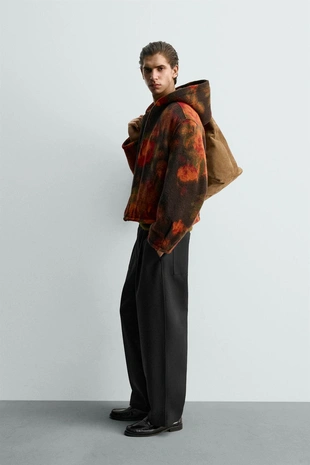 Куртка свободного кроя с капюшоном- Заказать в России