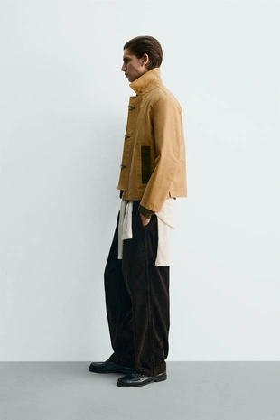 Куртка с контрастным воротником и аламарами- Заказать в России