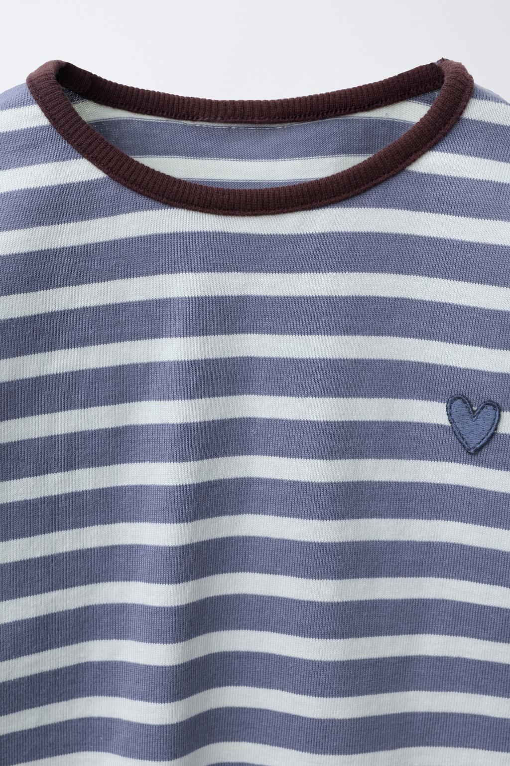 ФУТБОЛКА ИЗ ТКАНИ В ПОЛОСКУ С ВЫШИВКОЙ В ВИДЕ СЕРДЦА