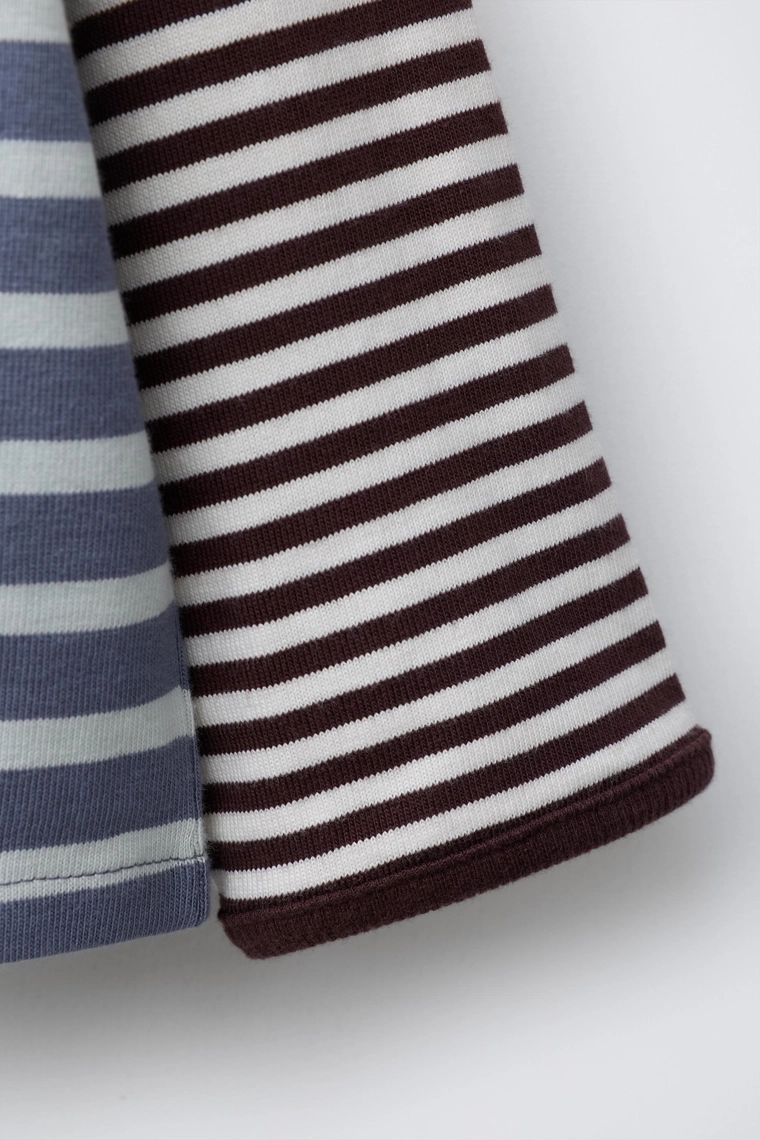 Футболка в полоску с вышивкой сердца