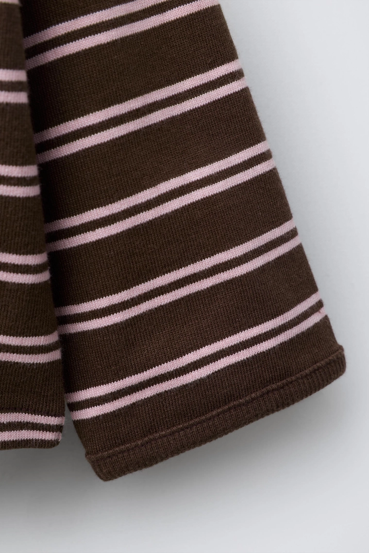 Футболка в полоску с вышитым сердцем