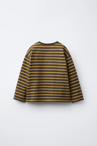 Футболка в полоску с вышитым сердцем