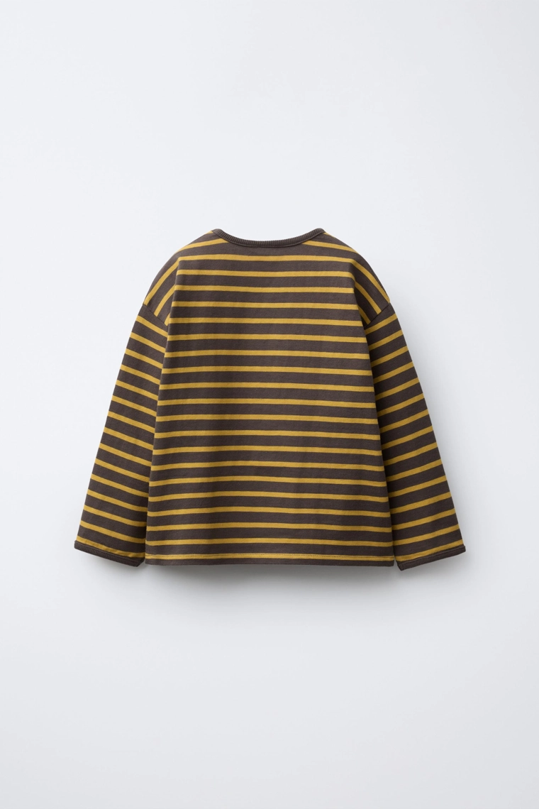 Футболка в полоску с вышивкой сердца